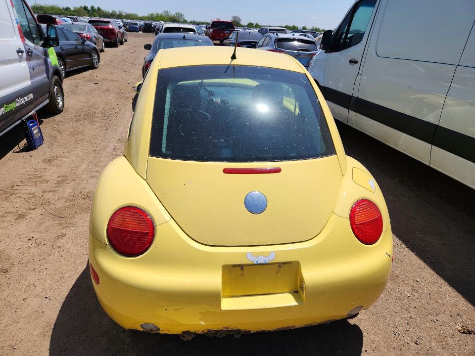 53760956 :رقم المزاد ، 3VWCK31C65M401264 vin ، 2005 Volkswagen New Beetle مزاد بيع