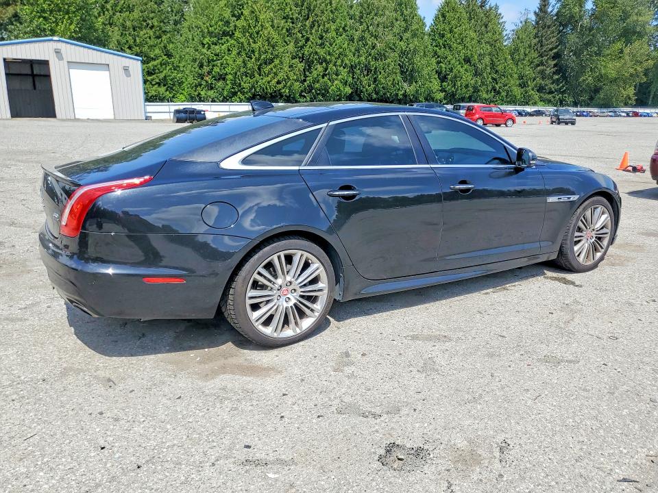 Продажа на аукционе авто 2016 Jaguar Xj, vin: SAJWJ1CD7G8W00474, номер лота: 54659516