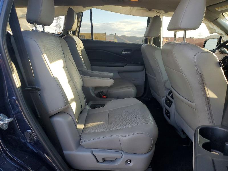 Продаж на аукціоні авто 2018 Honda Pilot, vin: 5FNYF6H01JB011312, номер лоту: 54907986