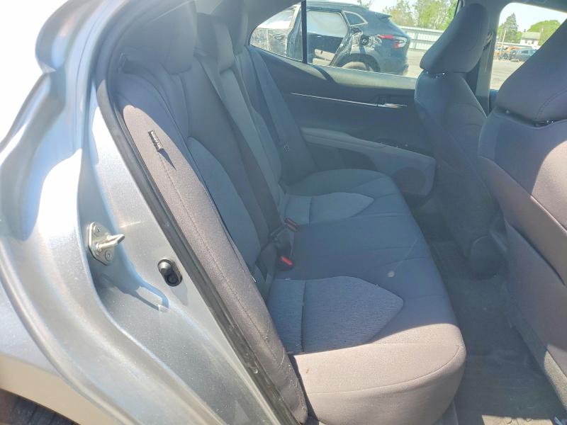 52395926 :رقم المزاد ، 4T1C11AK2LU870258 vin ، 2020 Toyota Camry مزاد بيع