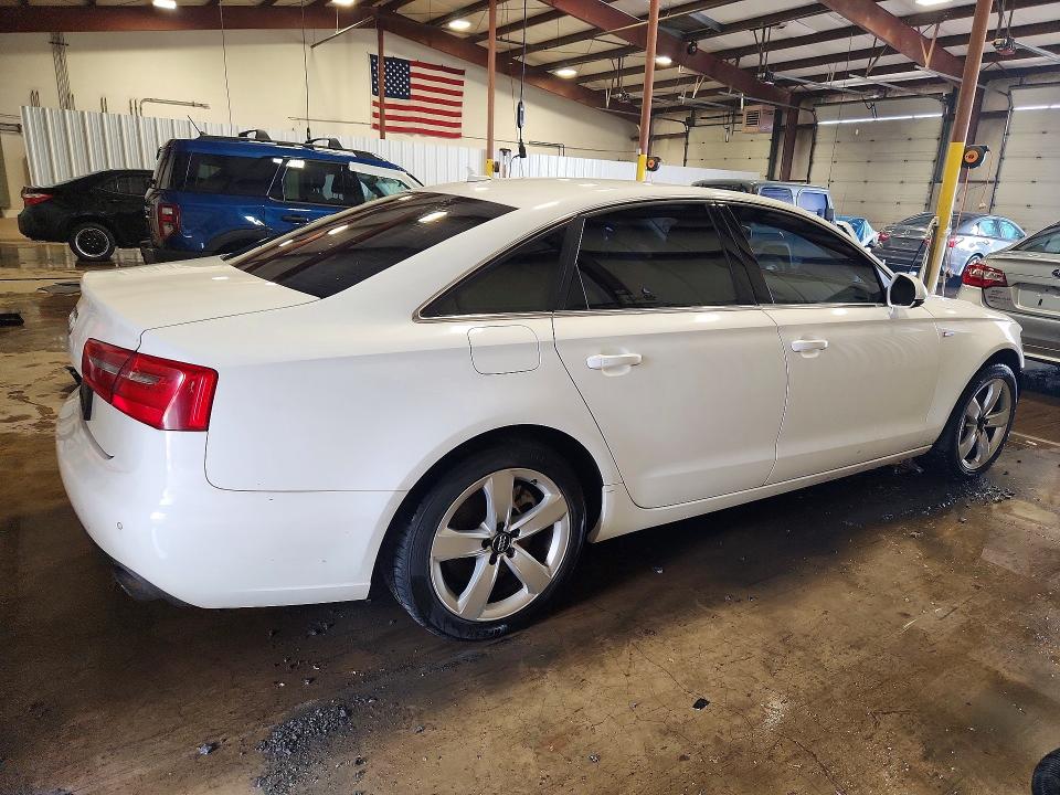 Продажа на аукционе авто 2012 Audi A6, vin: WAUGGAFC0CN126820, номер лота: 54994786