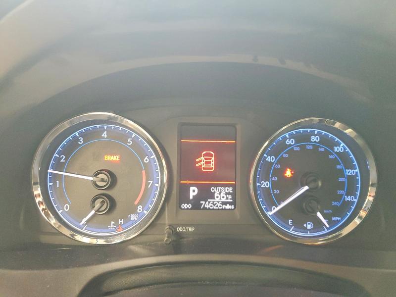 Продажа на аукционе авто 2019 Toyota Corolla, vin: 5YFBURHE7KP935087, номер лота: 52417636