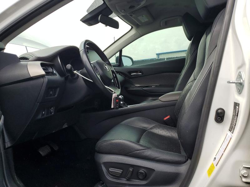 52001536 :رقم المزاد ، NMTKHMBX5MR138654 vin ، 2021 Toyota C-hr مزاد بيع