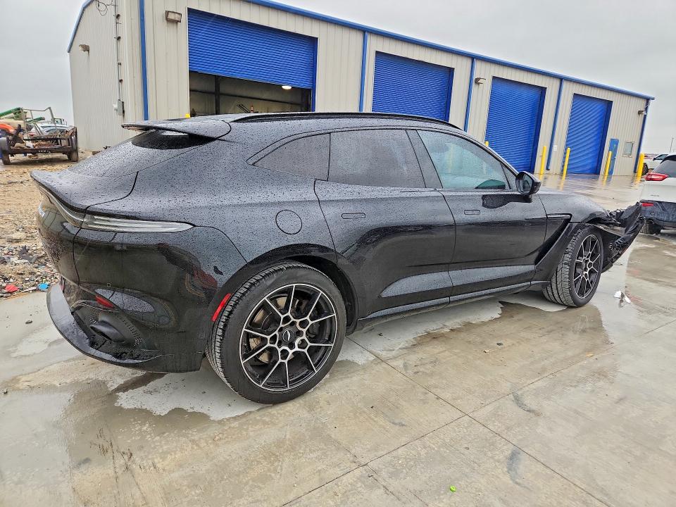 2021 Aston Martin Dbx მანქანა იყიდება აუქციონზე, vin: SCFVUJAW9MTV01123, აუქციონის ნომერი: 52387406