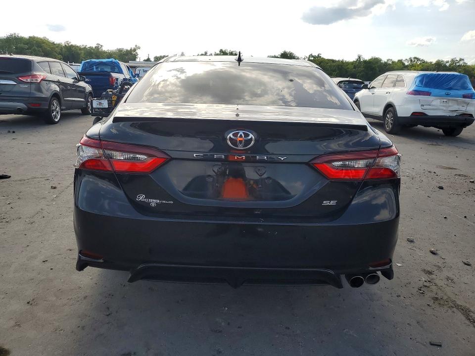 2022 Toyota Camry მანქანა იყიდება აუქციონზე, vin: 4T1G11AK5NU635194, აუქციონის ნომერი: 52644296