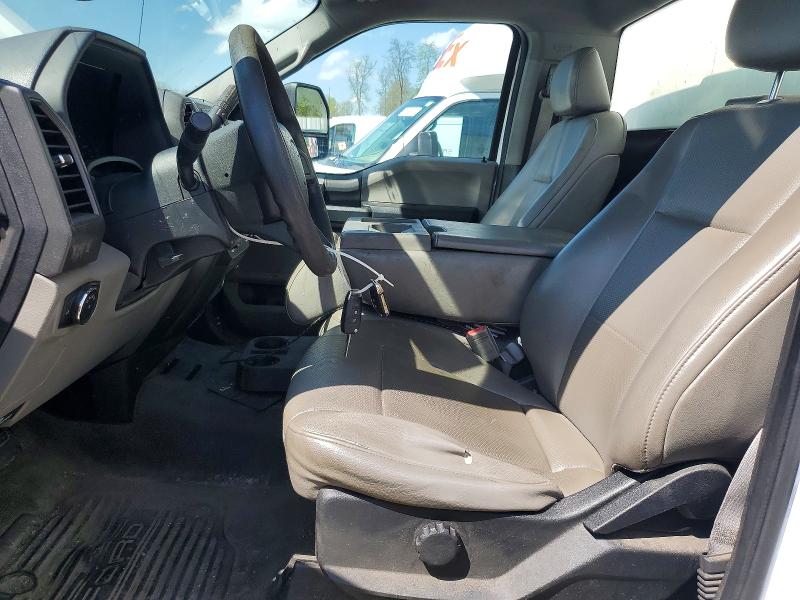 51834176 :رقم المزاد ، 1FDUF4GY9JDA02886 vin ، 2018 Ford F450 مزاد بيع