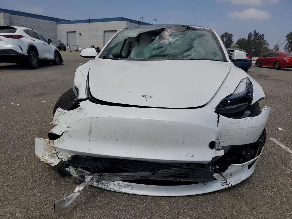 Продаж на аукціоні авто 2022 Tesla Model 3, vin: 5YJ3E1EB3NF131768, номер лоту: 53879896