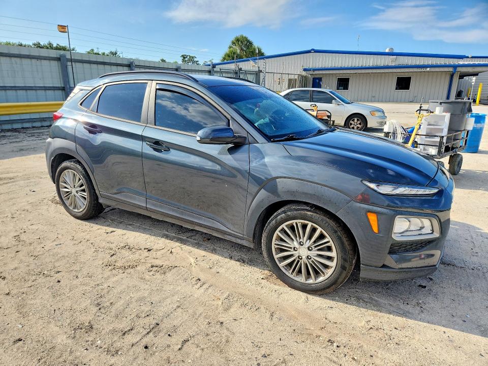 2020 Hyundai Kona მანქანა იყიდება აუქციონზე, vin: KM8K62AAXLU493107, აუქციონის ნომერი: 53951766
