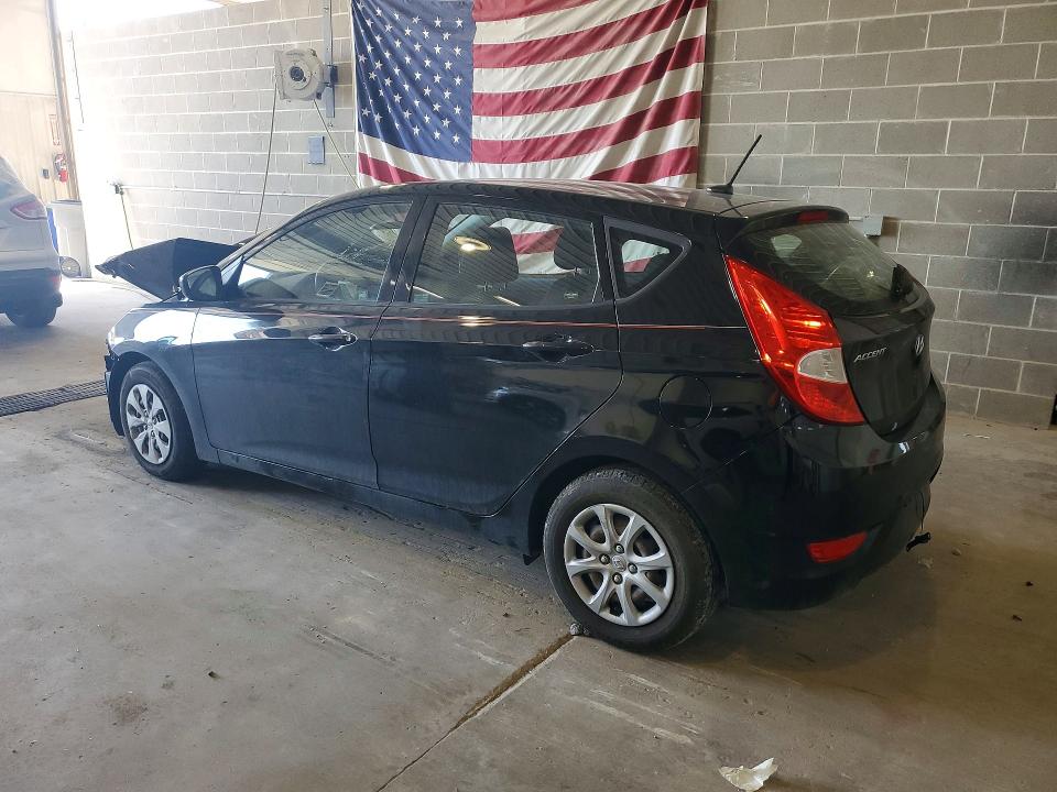 52931426 :رقم المزاد ، KMHCT5AE8HU326625 vin ، 2017 Hyundai Accent مزاد بيع