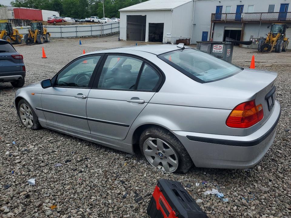54403156 :رقم المزاد ، WBAEV33464KW15618 vin ، 2004 Bmw 325 مزاد بيع