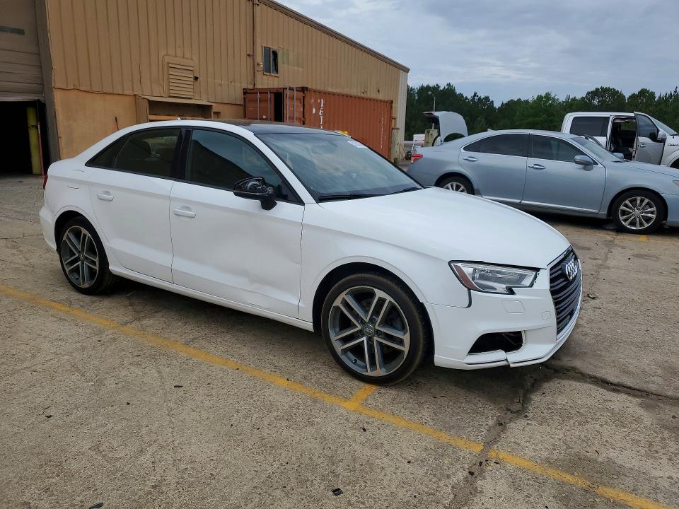 52530366 :رقم المزاد ، WAUAUGFF4J1072633 vin ، 2018 Audi A3 مزاد بيع