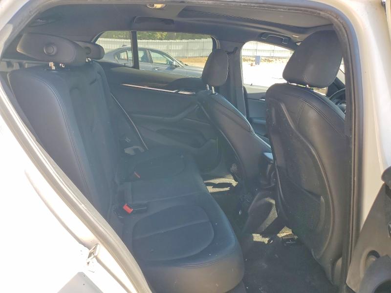 52867666 :رقم المزاد ، WBXYJ5C37JEF73720 vin ، 2018 Bmw X2 مزاد بيع