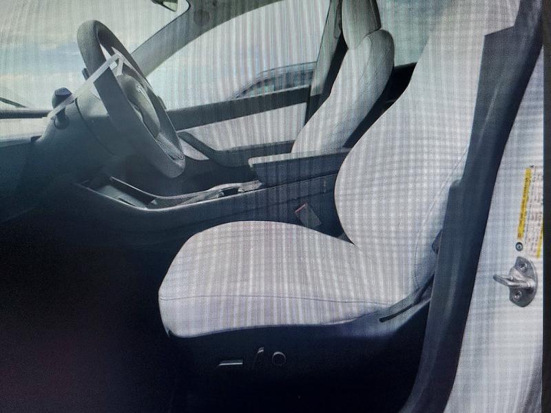 Продаж на аукціоні авто 2021 Tesla Model Y, vin: 5YJYGAEE6MF116092, номер лоту: 52125116