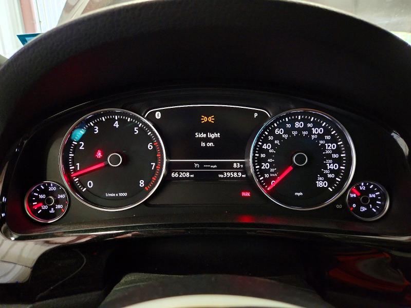Aukcja sprzedaży 2017 Volkswagen Touareg, vin: WVGRF7BPXHD006039, numer aukcji: 54510916