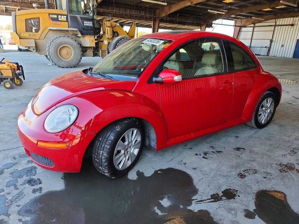 2010 Volkswagen New Beetle მანქანა იყიდება აუქციონზე, vin: 3VWRG3AG6AM023388, აუქციონის ნომერი: 54503236