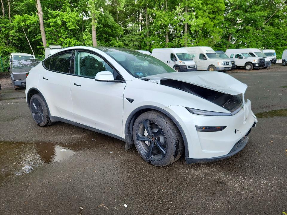 Продажа на аукционе авто 2026 Tesla Model Y, vin: 7SAYGDEEXTA456605, номер лота: 54142926