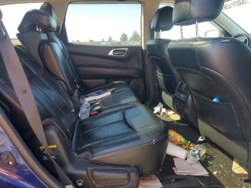 53231126 :رقم المزاد ، 5N1DR2MM9HC900322 vin ، 2017 Nissan Pathfinder مزاد بيع