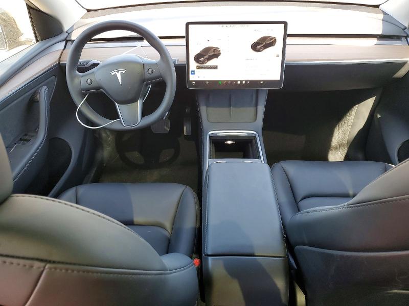 2025 Tesla Model Y მანქანა იყიდება აუქციონზე, vin: 7SAYGDED0SF242232, აუქციონის ნომერი: 54008466