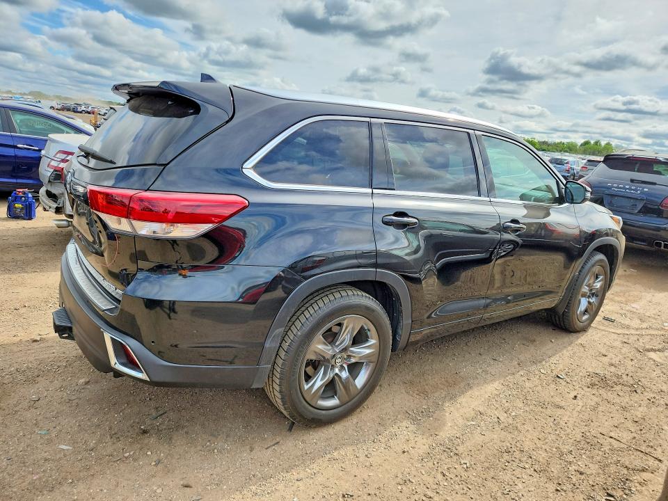 53987386 :رقم المزاد ، 5TDDZRFH2JS814934 vin ، 2018 Toyota Highlander مزاد بيع