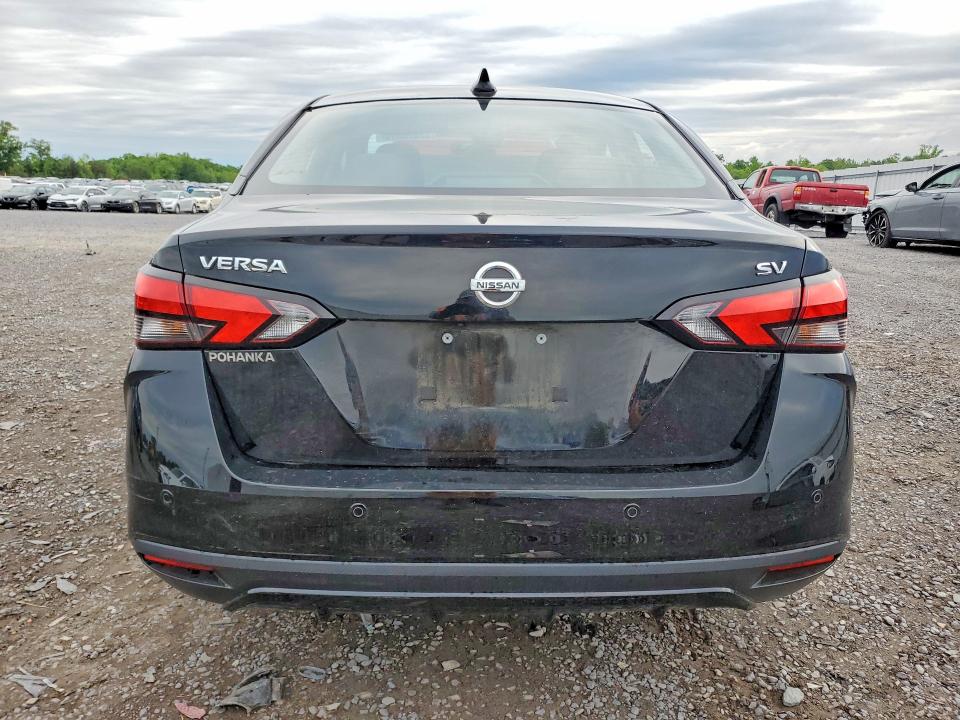 52676516 :رقم المزاد ، 3N1CN8EV0ML917355 vin ، 2021 Nissan Versa مزاد بيع