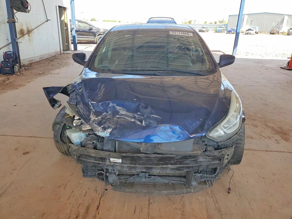 2015 Hyundai Elantra მანქანა იყიდება აუქციონზე, vin: 5NPDH4AE1FH635848, აუქციონის ნომერი: 54174866
