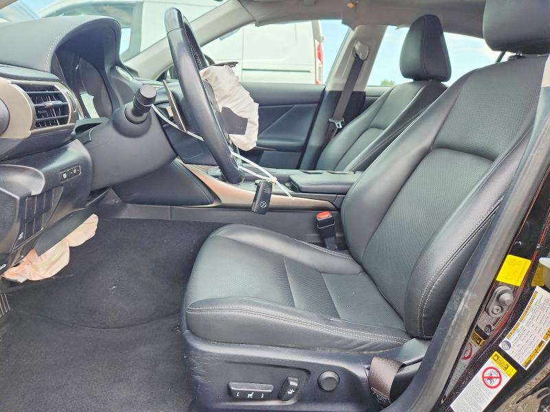 55726356 :رقم المزاد ، JTHCF1D22F5017678 vin ، 2015 Lexus Is مزاد بيع