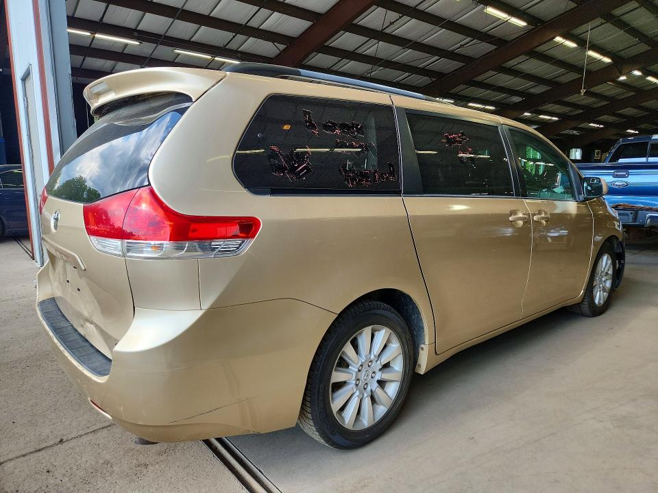2012 Toyota Sienna მანქანა იყიდება აუქციონზე, vin: 5TDJK3DC3CS046427, აუქციონის ნომერი: 55303266