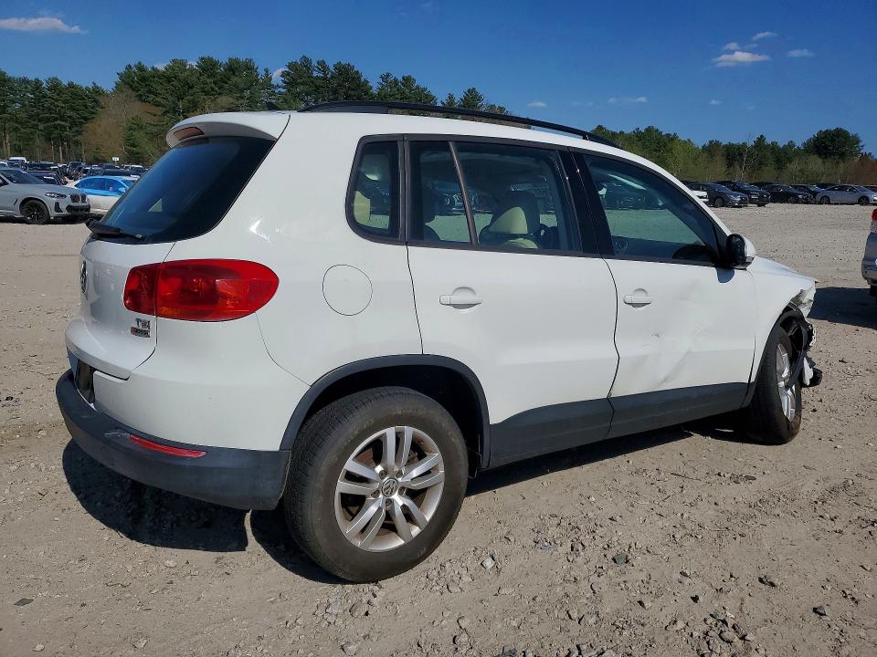 2017 Volkswagen Tiguan მანქანა იყიდება აუქციონზე, vin: WVGBV7AX2HK001774, აუქციონის ნომერი: 52368876