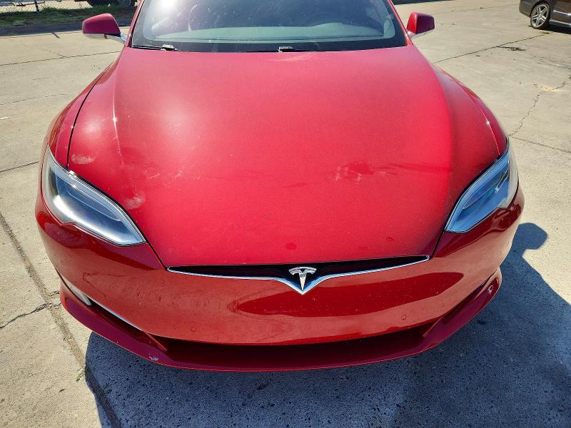 Продаж на аукціоні авто 2018 Tesla Model S, vin: 5YJSA1E21JF278575, номер лоту: 53957476