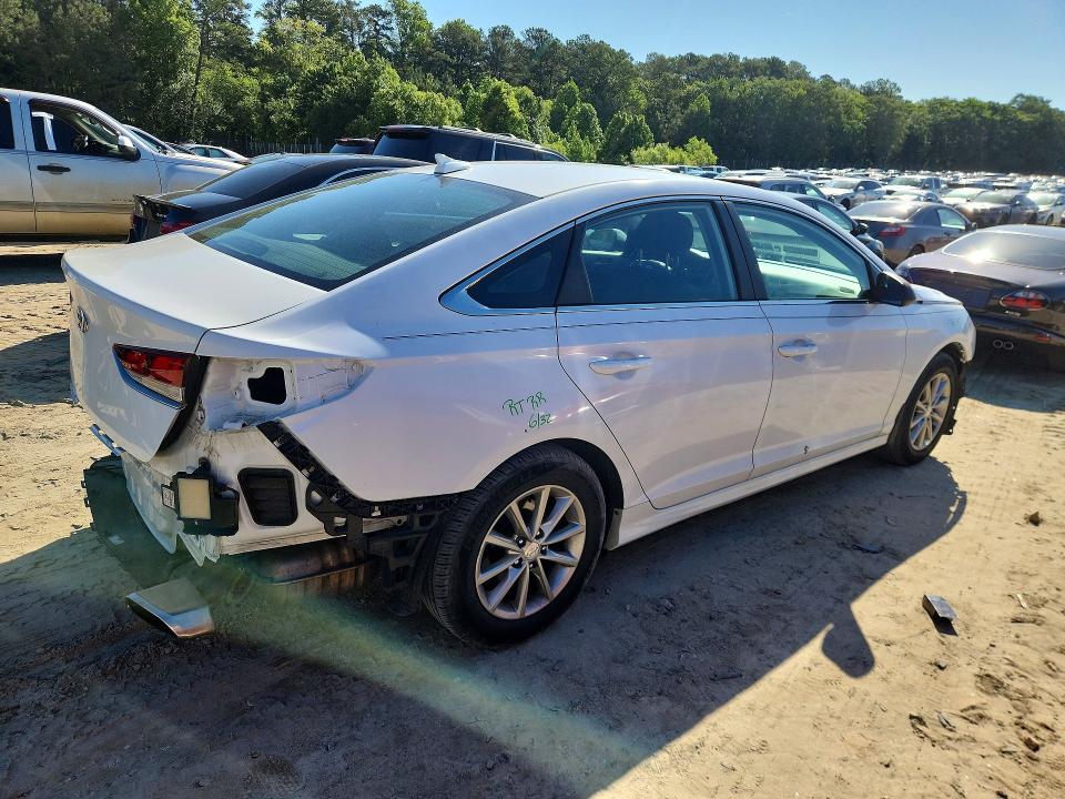 2018 Hyundai Sonata მანქანა იყიდება აუქციონზე, vin: 5NPE24AF9JH651612, აუქციონის ნომერი: 55013736