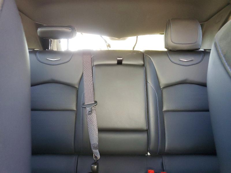 54646606 :رقم المزاد ، 1GYFZFR45RF177043 vin ، 2024 Cadillac Xt4 مزاد بيع
