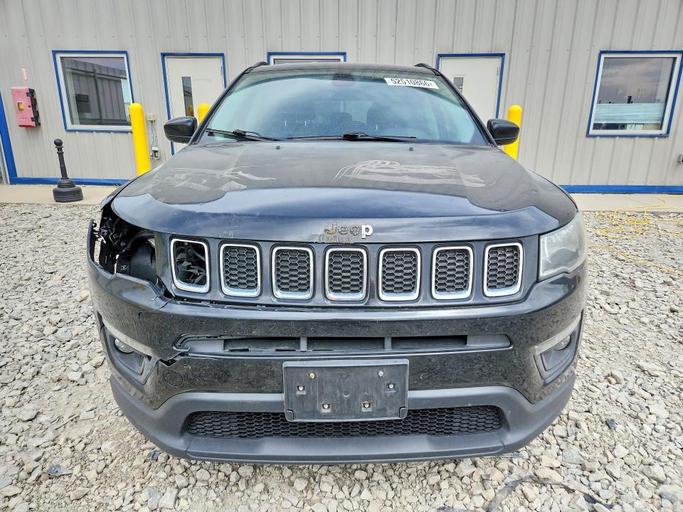 Продаж на аукціоні авто 2018 Jeep Compass, vin: 3C4NJCBB0JT137477, номер лоту: 52510866