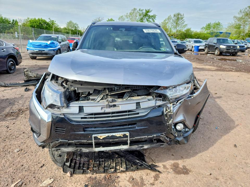 2020 Mitsubishi Outlander მანქანა იყიდება აუქციონზე, vin: JA4AD3A37LZ022655, აუქციონის ნომერი: 53670636