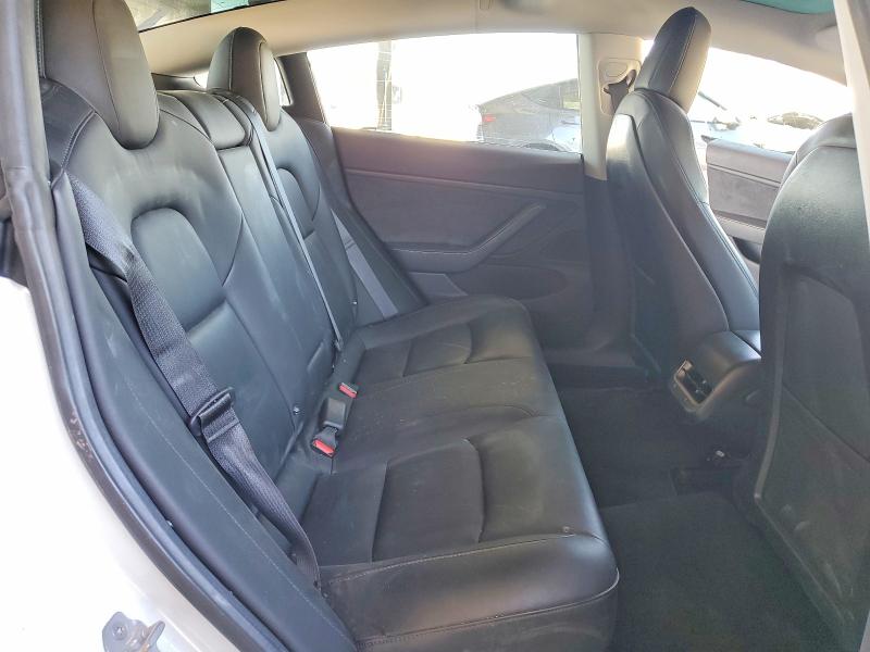 54176506 :رقم المزاد ، 5YJ3E1EA0JF023044 vin ، 2018 Tesla Model 3 مزاد بيع