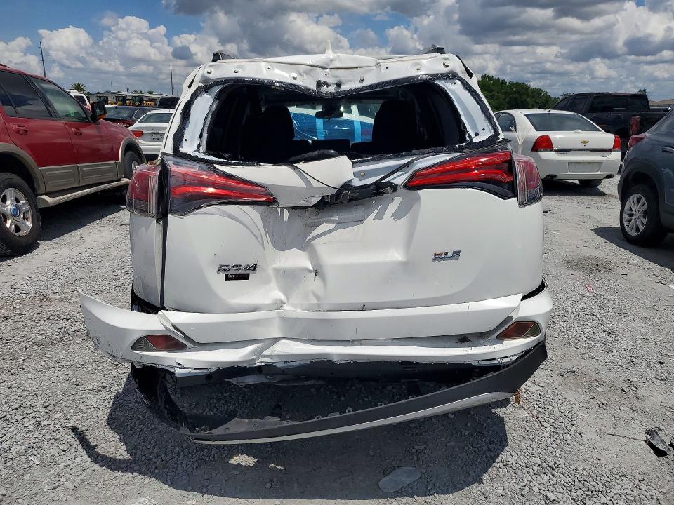 Продажа на аукционе авто 2018 Toyota Rav4, vin: JTMWFREVXJD118830, номер лота: 54540156