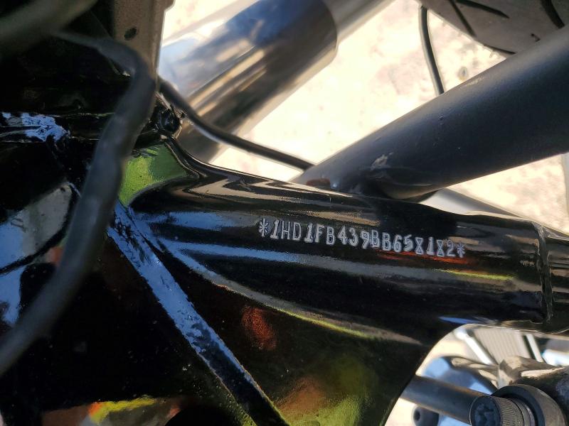 2011 Harley-davidson Flhr მანქანა იყიდება აუქციონზე, vin: 1HD1FB439BB658182, აუქციონის ნომერი: 51249556