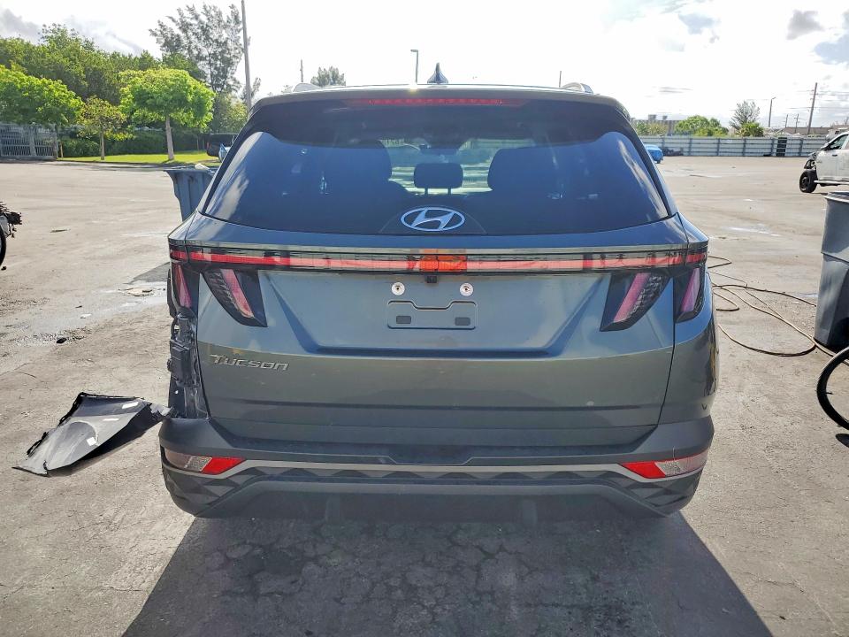 52123726 :رقم المزاد ، 5NMJB3AE0NH034988 vin ، 2022 Hyundai Tucson مزاد بيع