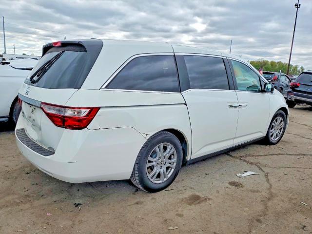 53199756 :رقم المزاد ، 5FNRL5H69DB090292 vin ، 2013 Honda Odyssey مزاد بيع