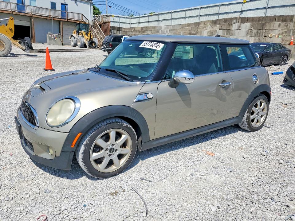 2009 Mini Cooper მანქანა იყიდება აუქციონზე, vin: WMWMF73539TW82820, აუქციონის ნომერი: 55170386