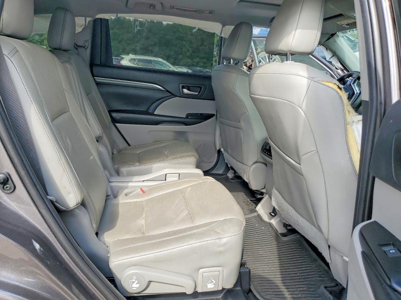2019 Toyota Highlander მანქანა იყიდება აუქციონზე, vin: 5TDYZRFH2KS334850, აუქციონის ნომერი: 54720026