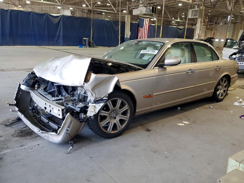 2004 Jaguar Xj8 მანქანა იყიდება აუქციონზე, vin: SAJWA71C74SG29780, აუქციონის ნომერი: 52430766