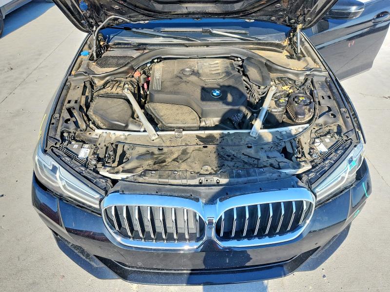 53647026 :رقم المزاد ، WBA53BH0XMCF99586 vin ، 2021 Bmw 530 مزاد بيع