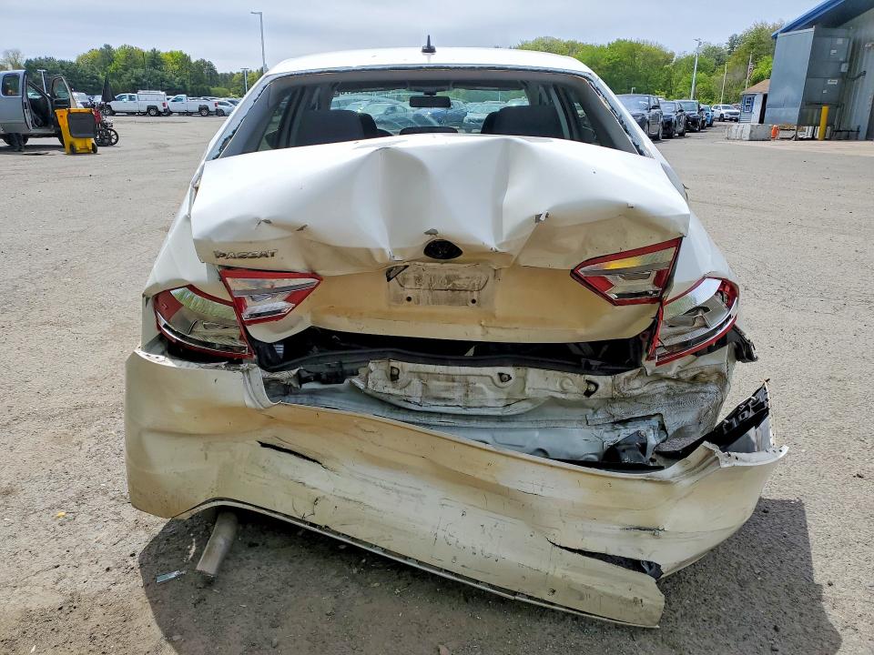 53032766 :رقم المزاد ، 1VWAP7A33CC074062 vin ، 2012 Volkswagen Passat مزاد بيع