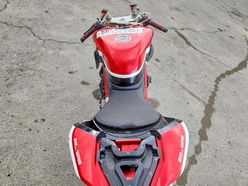 55532996 :رقم المزاد ، ZDM1XBMV1CB021325 vin ، 2012 Ducati Superbike مزاد بيع