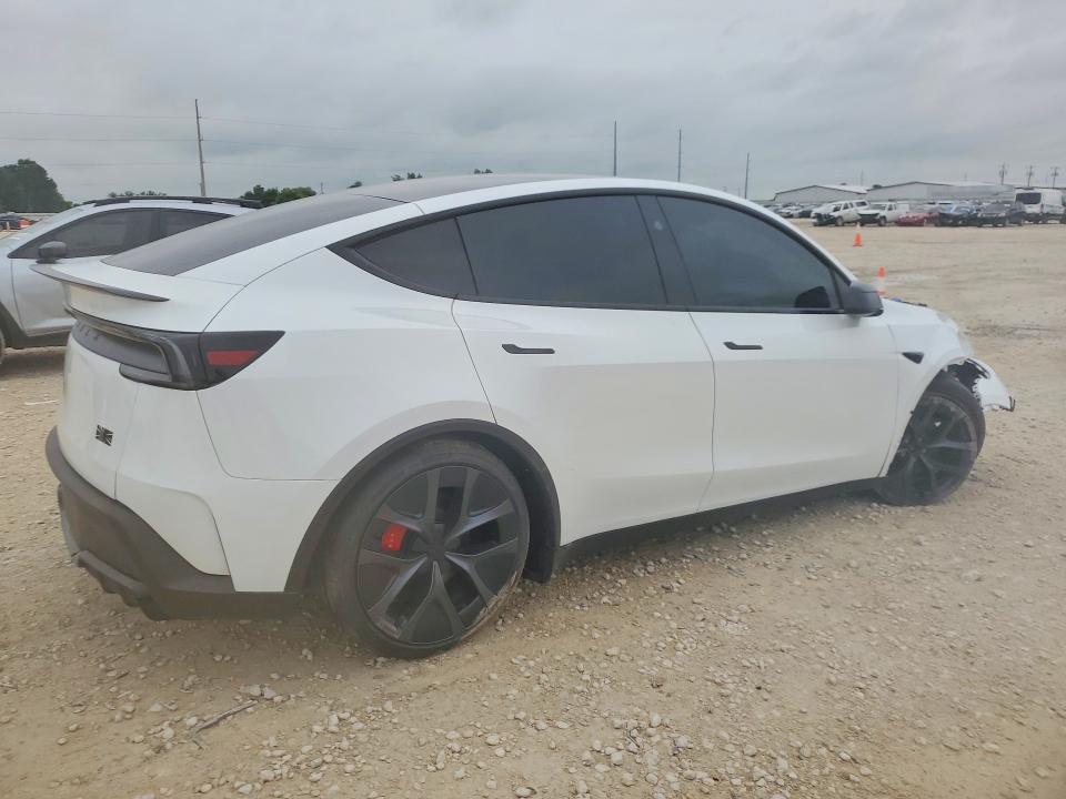 2026 Tesla Model Y მანქანა იყიდება აუქციონზე, vin: 7SAYGDET2TA670888, აუქციონის ნომერი: 54164466