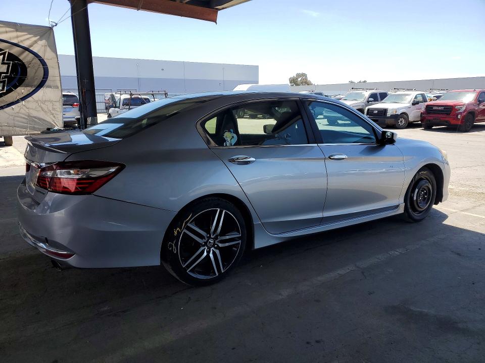 Aukcja sprzedaży 2017 Honda Accord, vin: 1HGCR2F51HA123962, numer aukcji: 54915006
