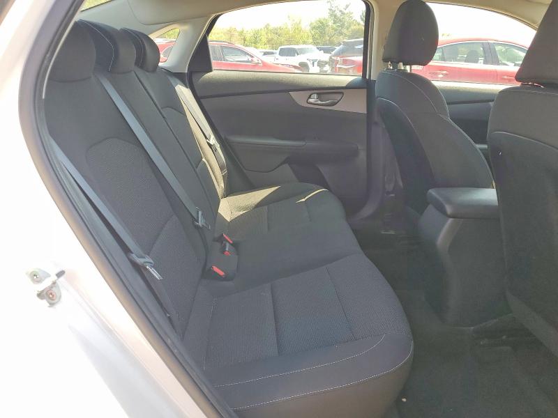 2020 Kia Forte მანქანა იყიდება აუქციონზე, vin: 3KPF24AD5LE226978, აუქციონის ნომერი: 51609106