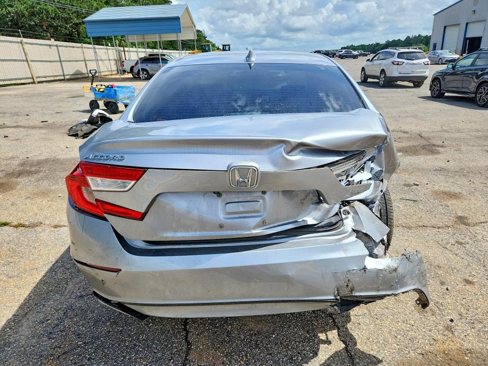 Aukcja sprzedaży 2018 Honda Accord, vin: 1HGCV1F12JA082315, numer aukcji: 54584126
