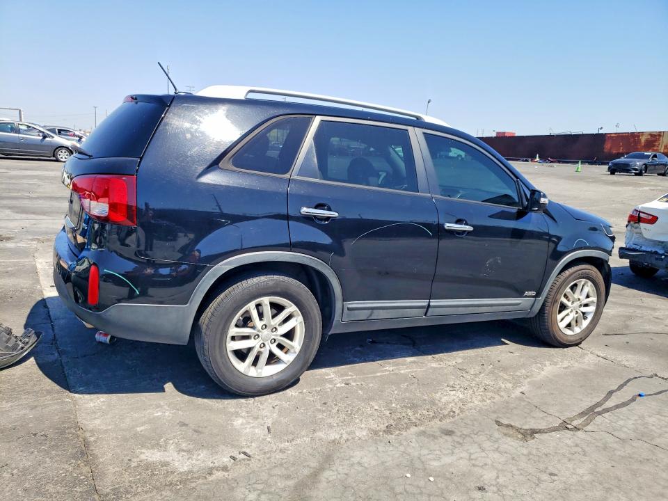 Продажа на аукционе авто 2015 Kia Sorento, vin: 5XYKTDA70FG605643, номер лота: 52891606