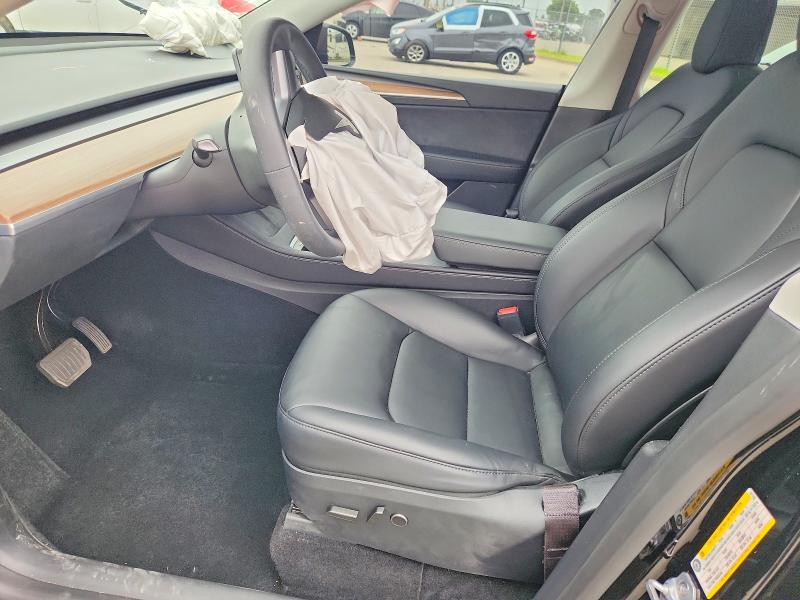 52556006 :رقم المزاد ، 7SAYGAEE1SF221753 vin ، 2025 Tesla Model Y مزاد بيع
